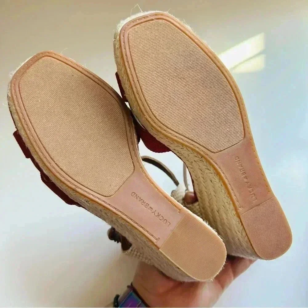 NWOT Lucky Brand Maeylee Espadrille Wedge Sandals
